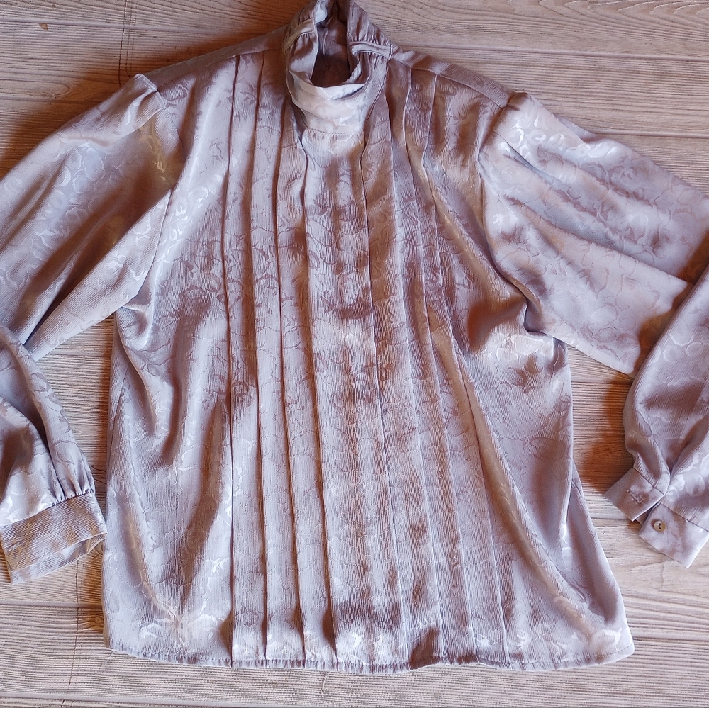 VTG Sophisticates Women’s Sz 6 Blouse “Johnathan Martin” Gray Sheer Pleated Top